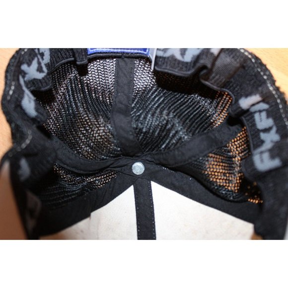 NHL Hockey Toronto Maple Leafs Stretch FlexFit Baseball Hat Cap One Size Reebok - Picture 6 of 7